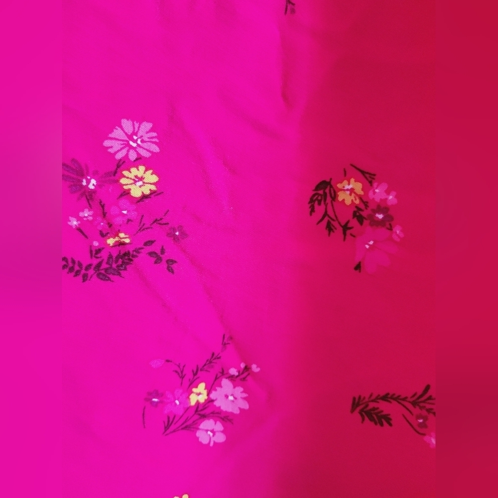 GAP Fusia Floral Pattern Blouse - Picture 8 of 9